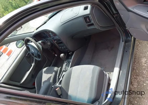 2005 Hyundai Elantra Gls/Gt from USA, damaged, VIN KMHDN56D85U174761